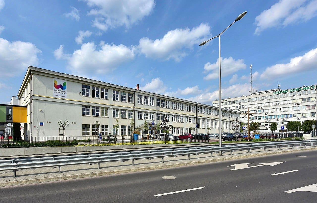 Budynek Centrum Kultury Wawer w Warszawie, Polska