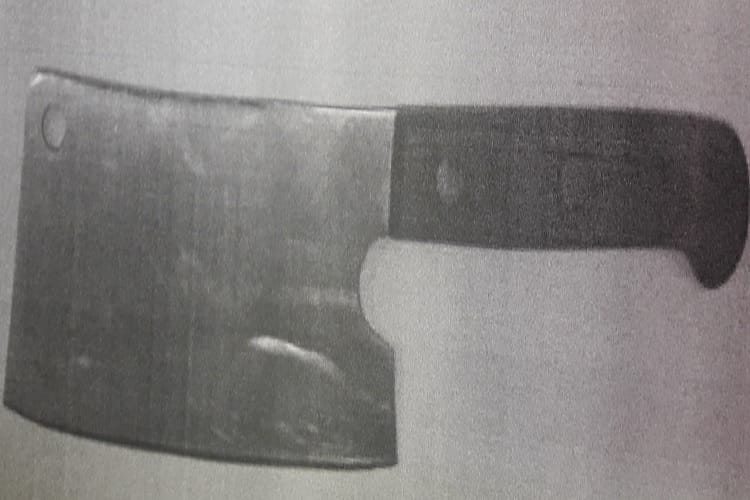 Duży tasak rzeźniczy z czarną rękojeścią