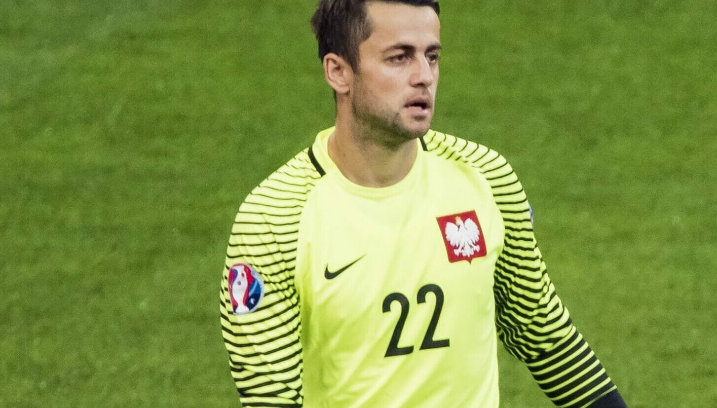 Wojciech Szczęsny, bramkarz reprezentacji Polski w piłce nożnej, w koszulce z numerem 22.