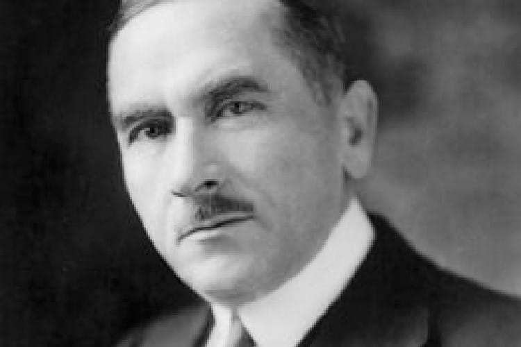 Czarno-biały portret Williama Duranta, założyciela General Motors.