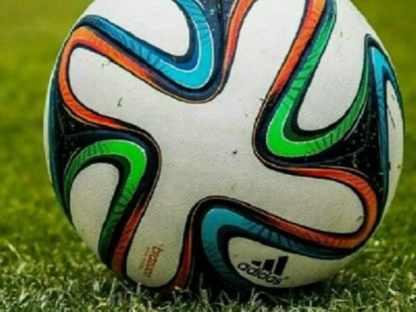Zbliżenie piłki nożnej Brazuca World Cup